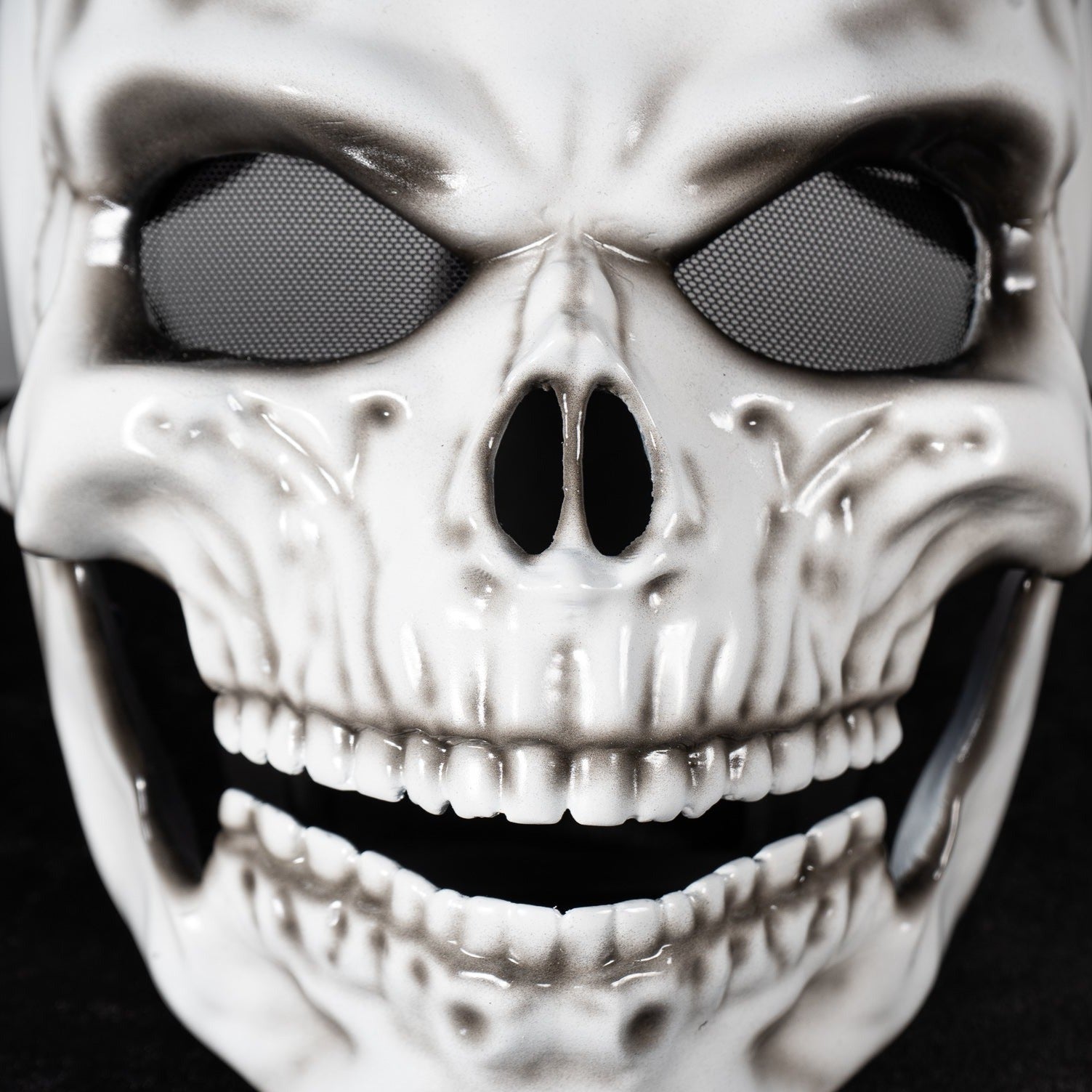 Bone Skull Mask Moving Jaw