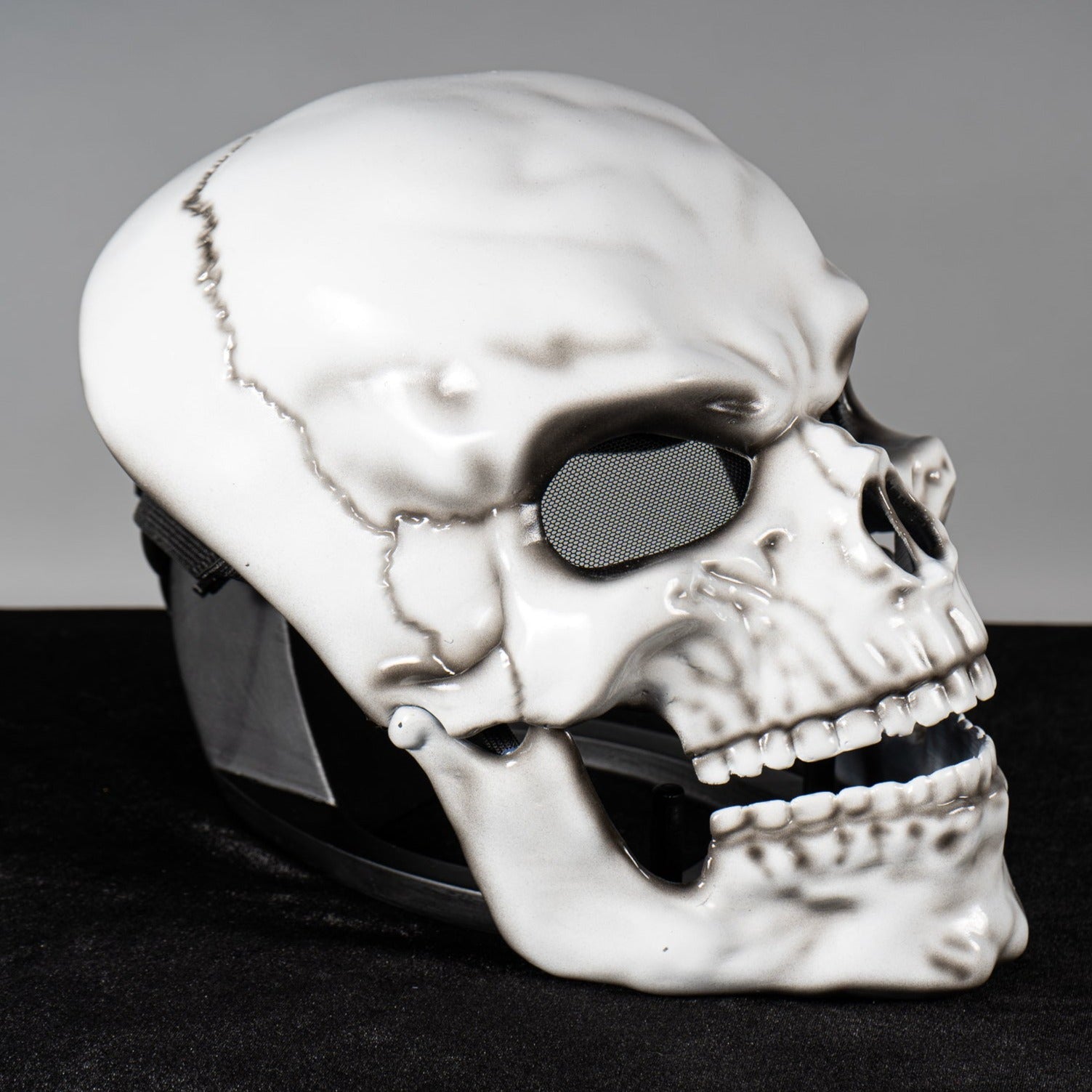 Bone Skull Mask Moving Jaw